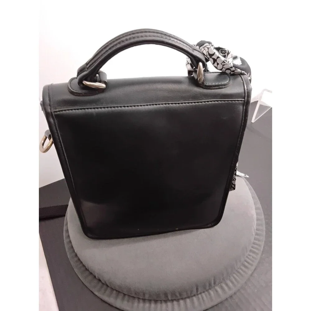 Vintage Leaather Crossbody bag
